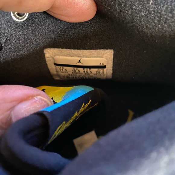 Air Jordan 1 Trek Black /Gamma Blue-Varsity Maize - Picture 8 of 9